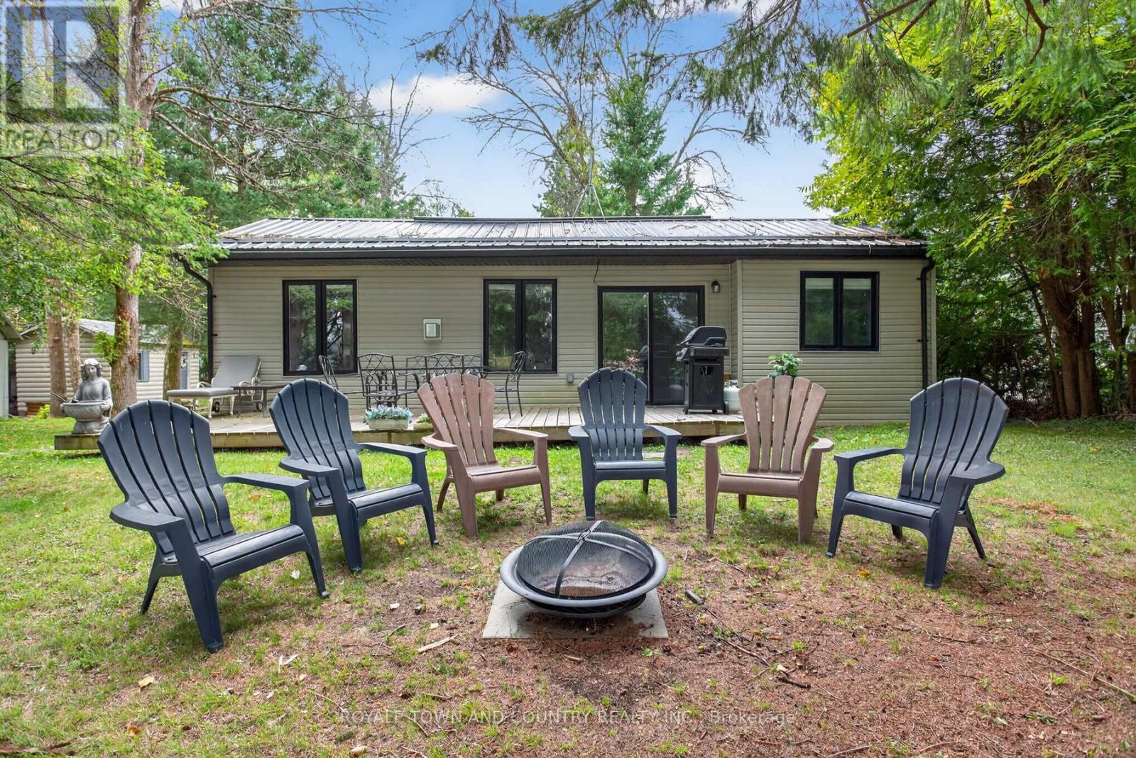 82 RIVERBANK ROAD, kawartha lakes (fenelon falls), Ontario