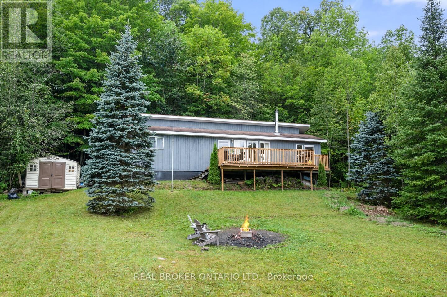 1027 SPENSOR'S TRAIL, highlands east (glamorgan), Ontario