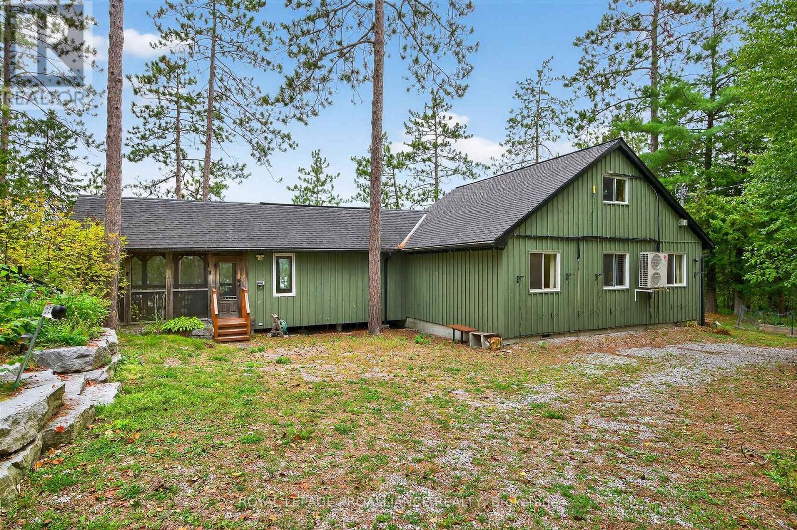 1051 TAPOKE LANE, minden hills (lutterworth), Ontario