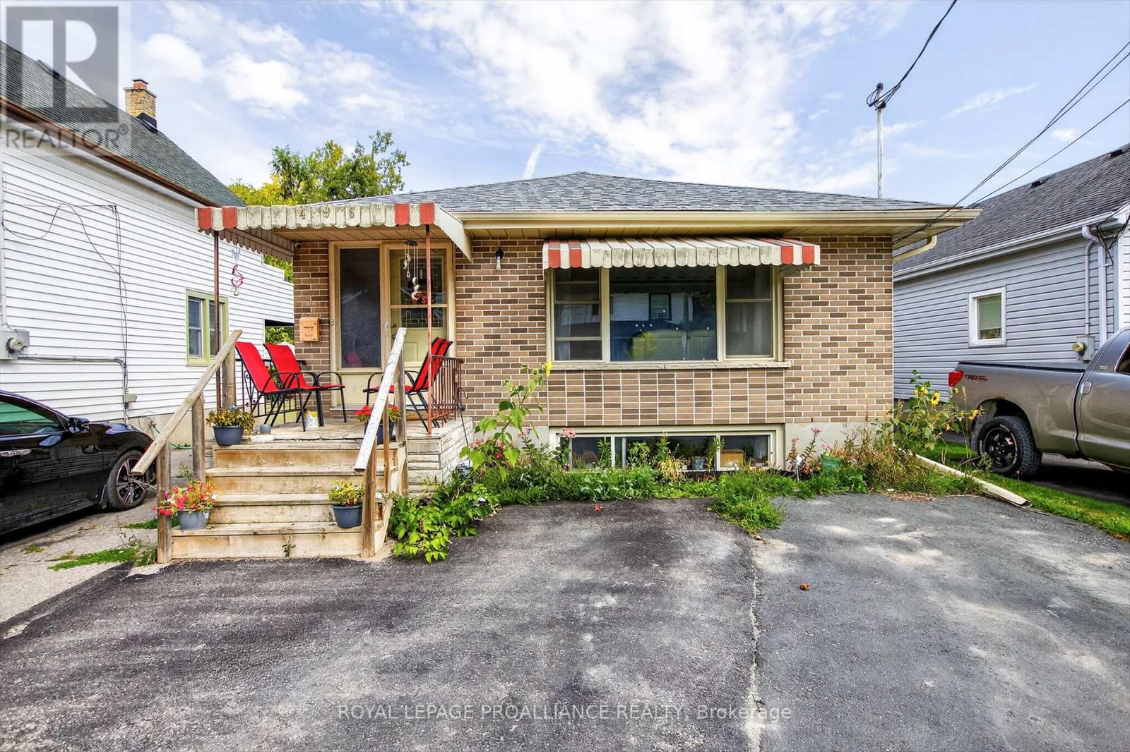 496 CROSS STREET, peterborough (town ward 3), Ontario