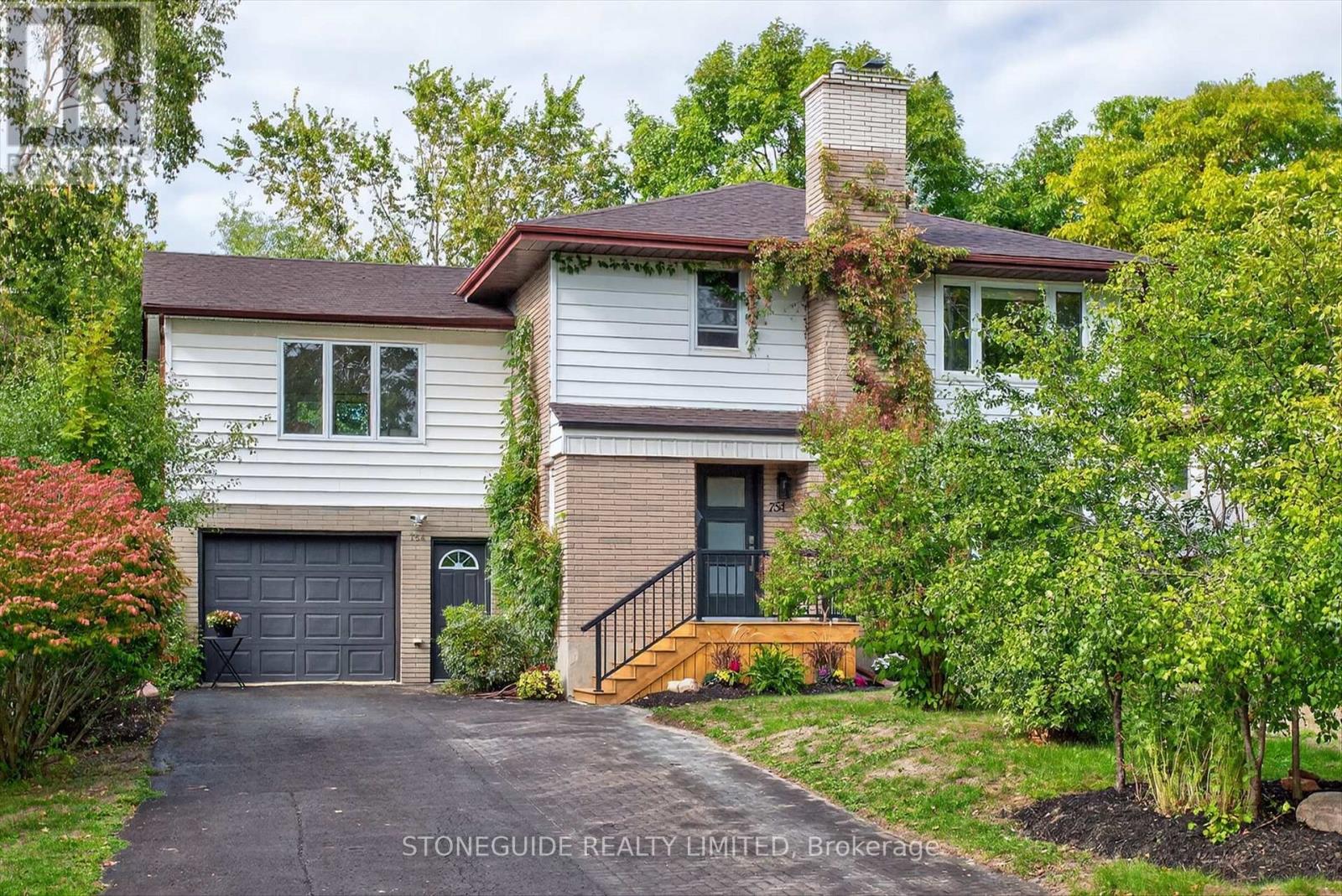 754 HOPKINS AVENUE, peterborough (town ward 3), Ontario
