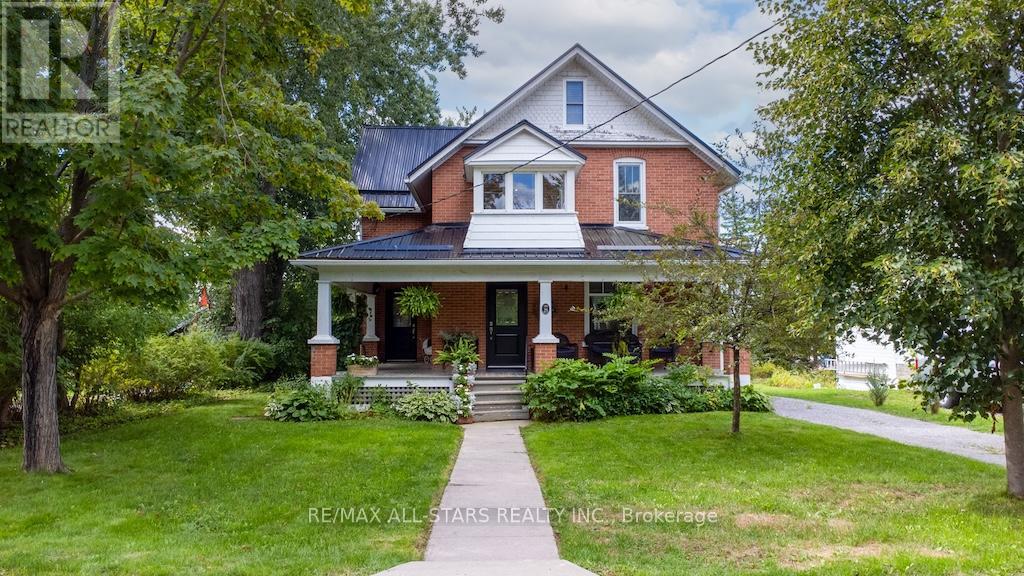 25 LOUISA STREET, kawartha lakes (fenelon falls), Ontario