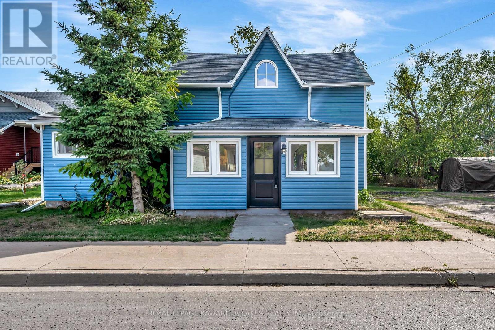 19 PRINCE STREET E, kawartha lakes (bobcaygeon), Ontario