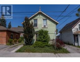 140 ANTRIM STREET, peterborough (town ward 3), Ontario