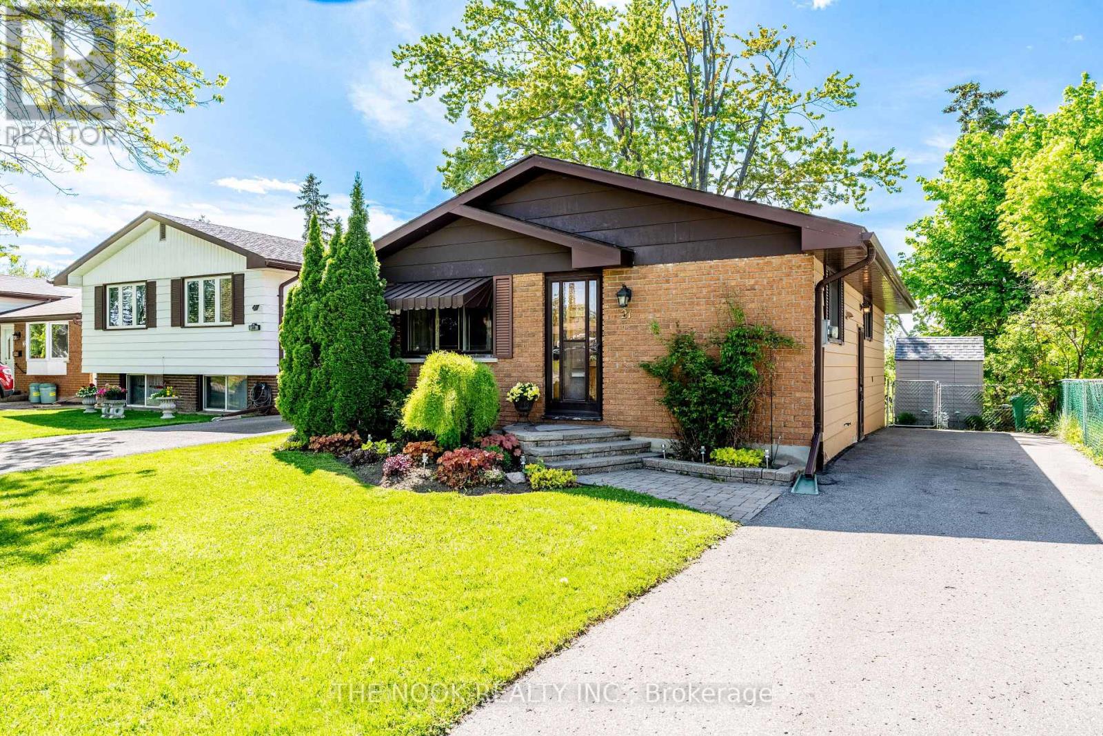 21 RIDEAU CRESCENT, peterborough (ashburnham ward 4), Ontario