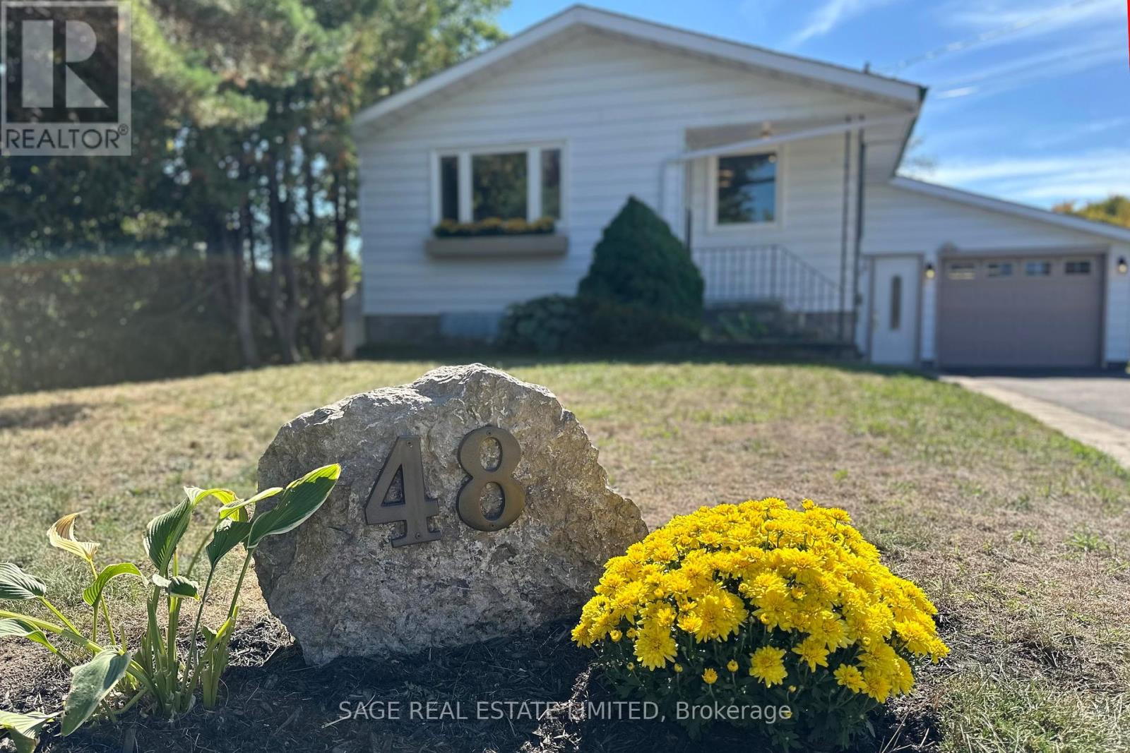 48 QUEEN STREET, kawartha lakes (bobcaygeon), Ontario