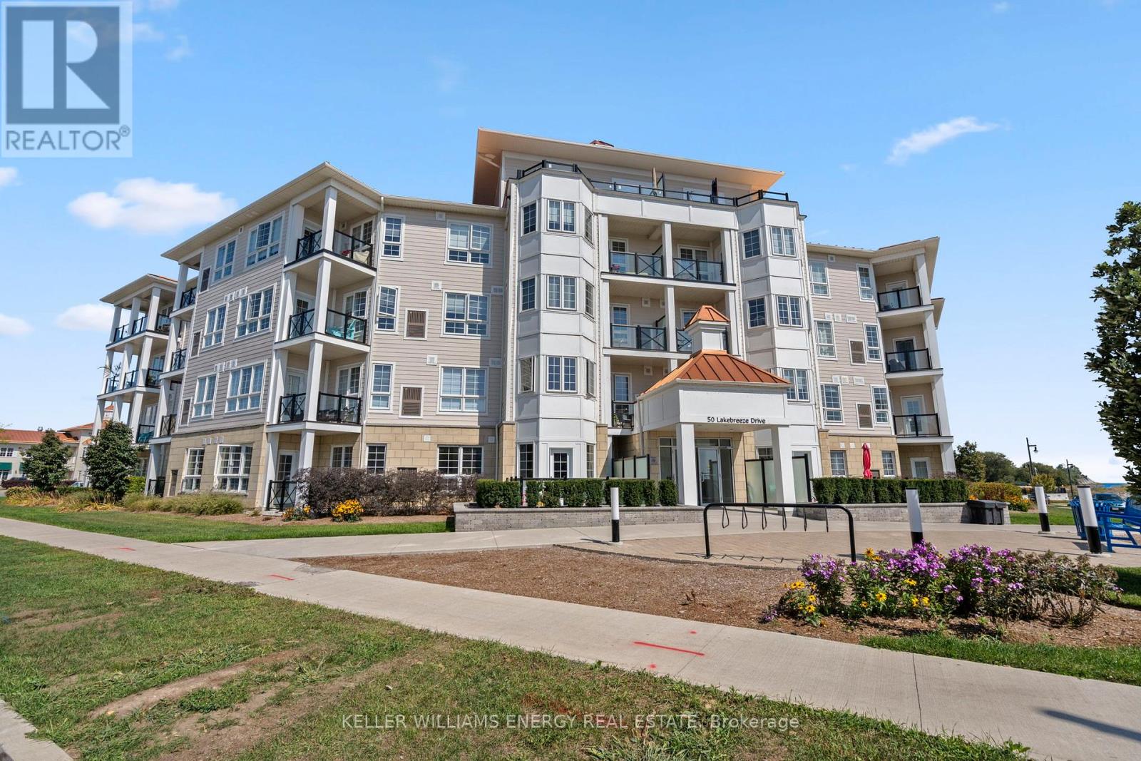 106 - 50 LAKEBREEZE DRIVE, clarington (newcastle), Ontario