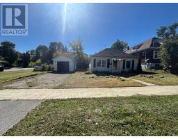 71 GLENELG STREET E, kawartha lakes (lindsay), Ontario