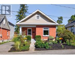 15 MOIR STREET, peterborough (ashburnham ward 4), Ontario