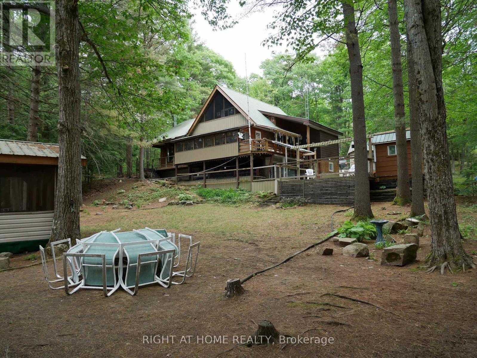 1130 TOWERING OAKS TRAIL W, minden hills (lutterworth), Ontario