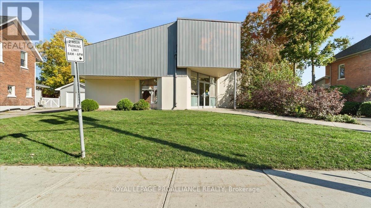 27 DOXSEE AVENUE N, trent hills (campbellford), Ontario