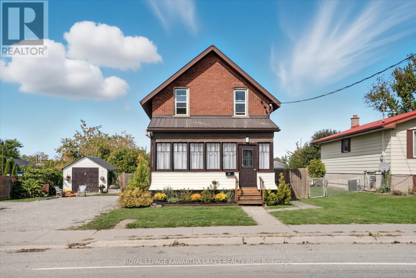 18 MARY STREET W, kawartha lakes (lindsay), Ontario