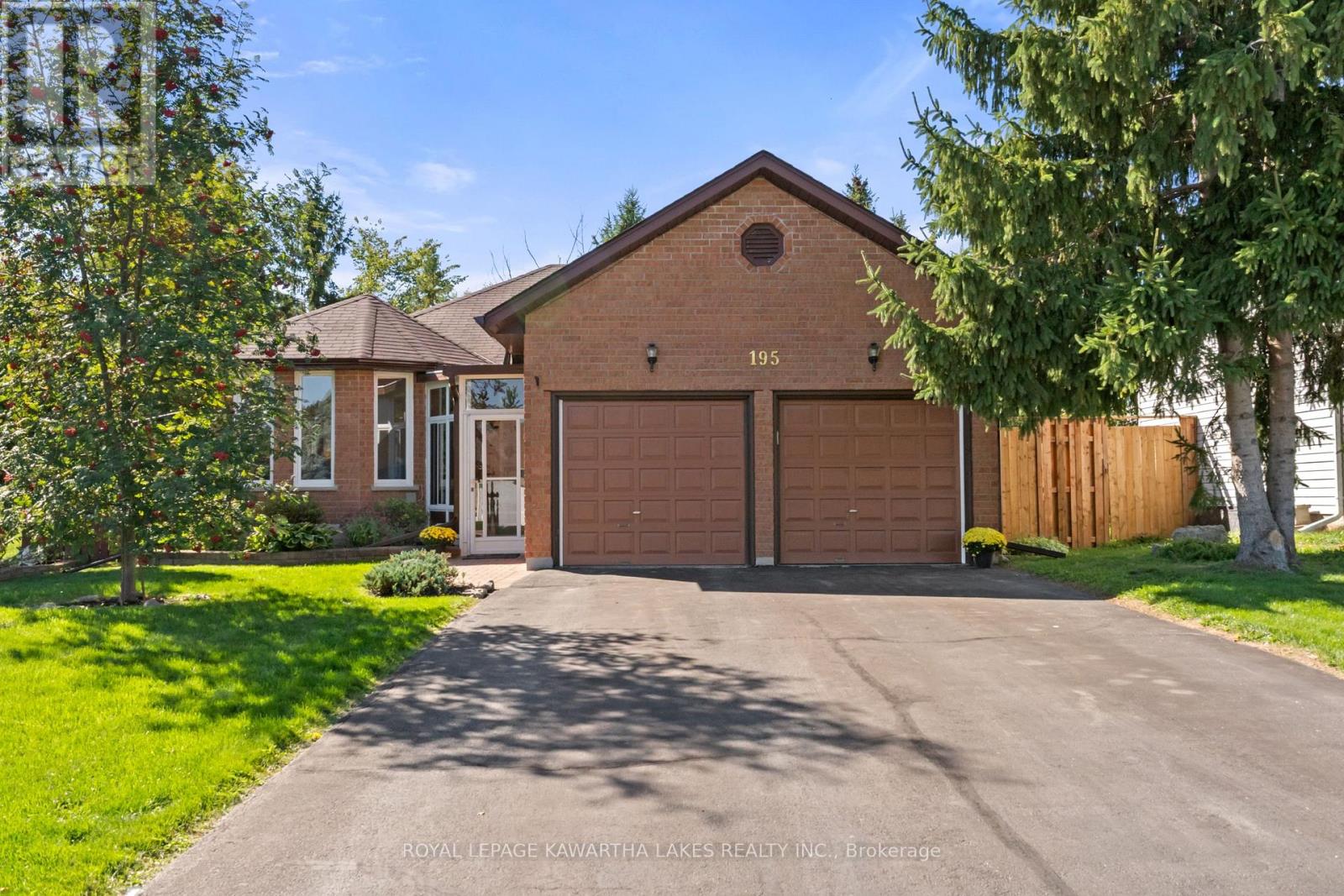 195 ELGIN STREET W, kawartha lakes (lindsay), Ontario