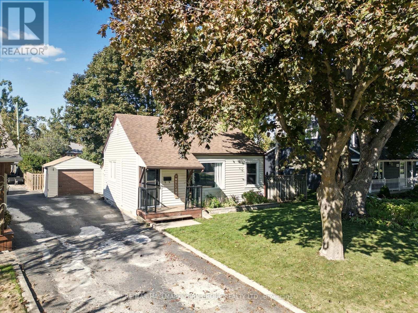 24 CHURCHILL CRESCENT, kawartha lakes (lindsay), Ontario