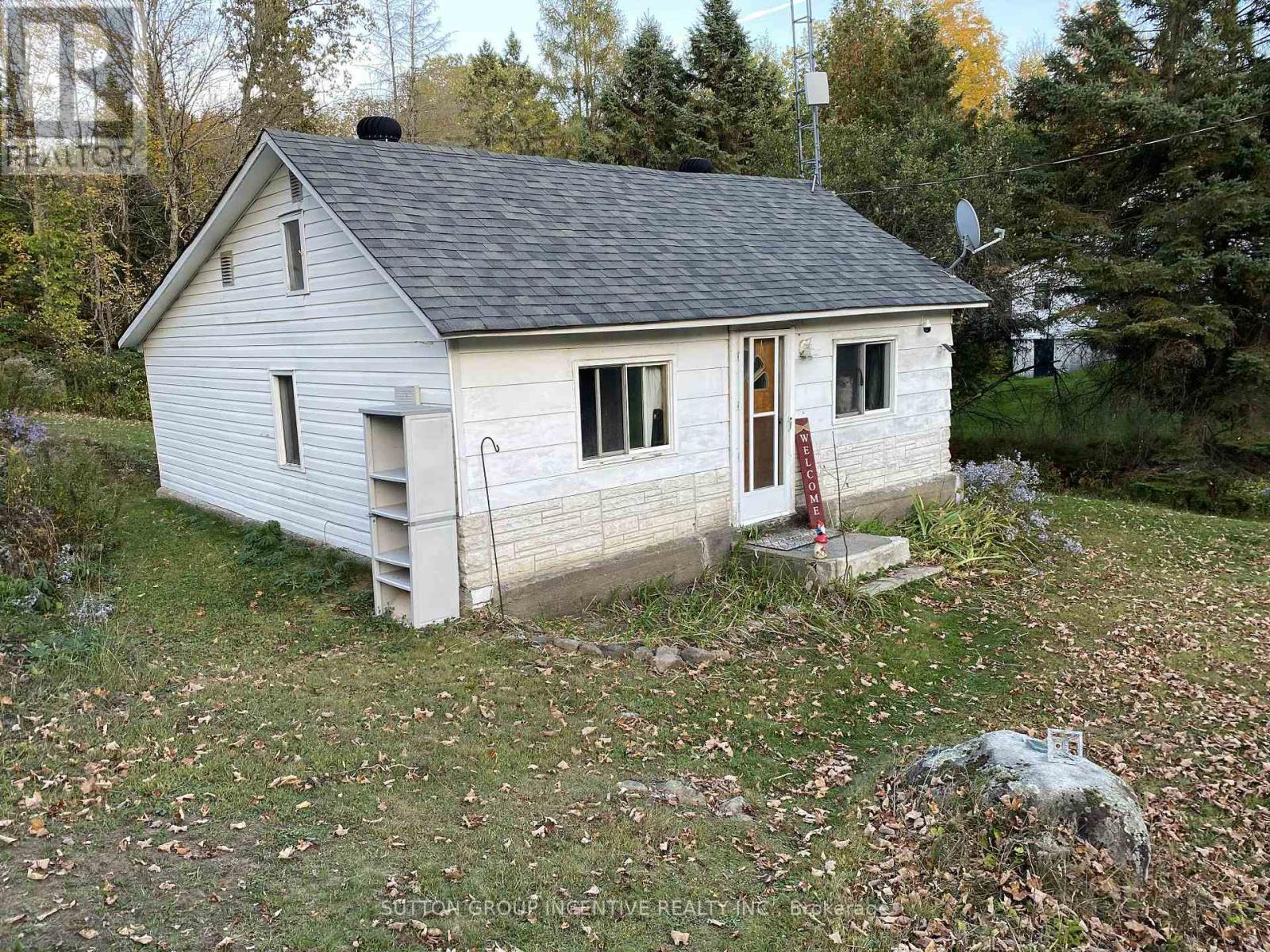 11823 HWY 118, dysart et al (guilford), Ontario