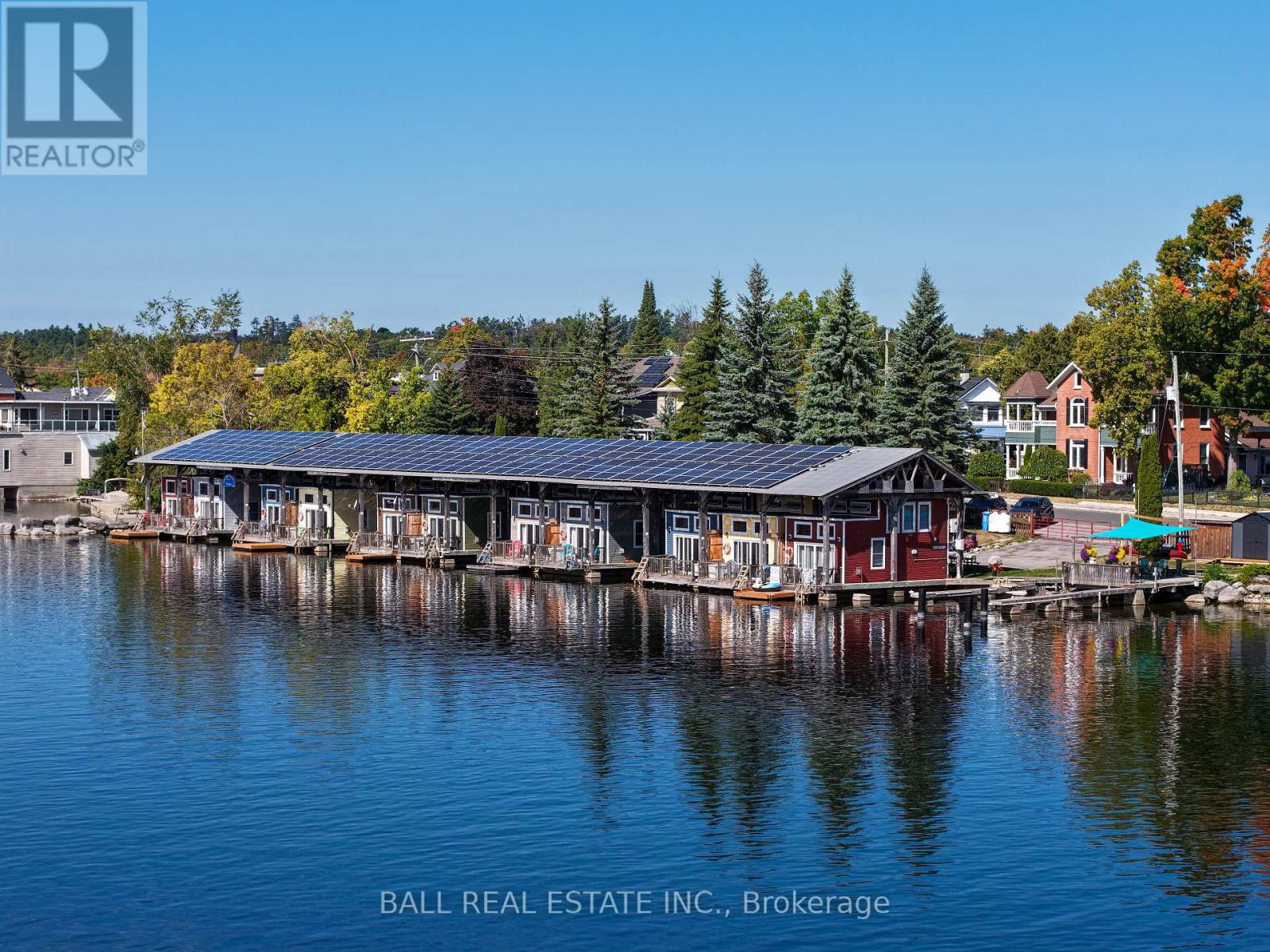 71 FRONT STREET E, kawartha lakes (bobcaygeon), Ontario