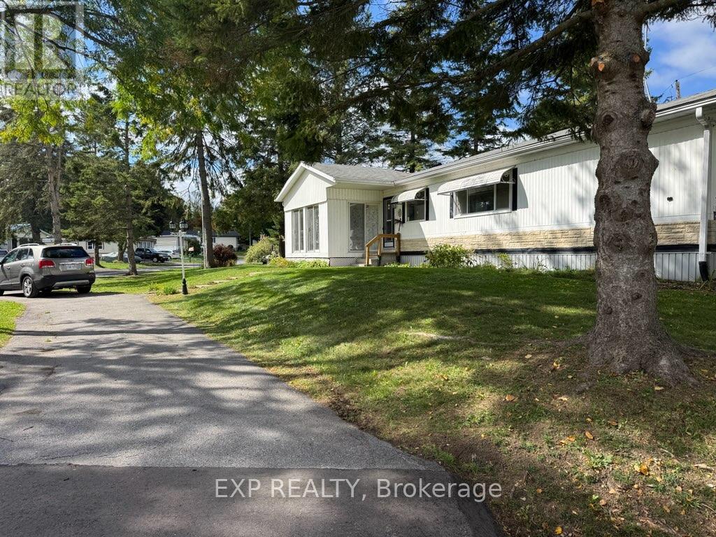 15 PARK CRESCENT, kawartha lakes (lindsay), Ontario