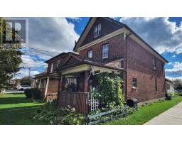 257 DALHOUSIE STREET, peterborough (town ward 3), Ontario