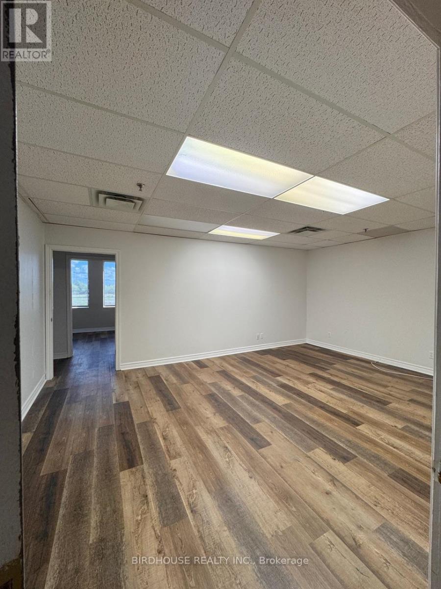 210 - 55 MARY STREET W, kawartha lakes (lindsay), Ontario