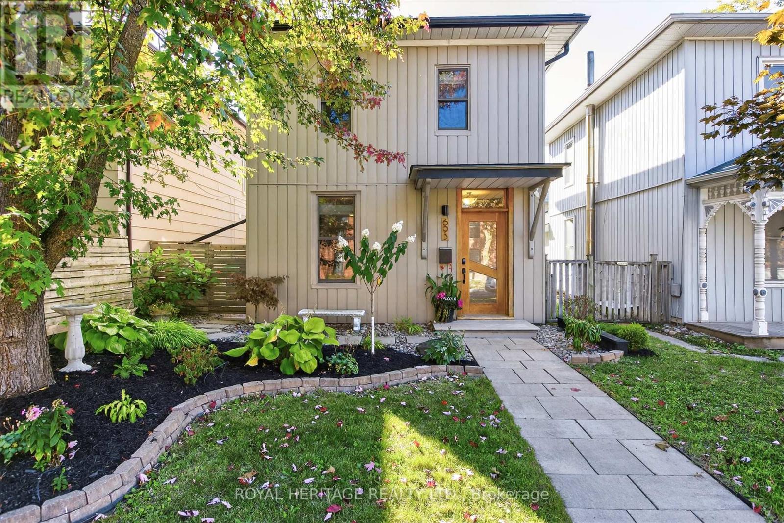 693 WATER STREET, peterborough (town ward 3), Ontario