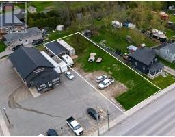 122 QUEEN STREET, kawartha lakes (lindsay), Ontario