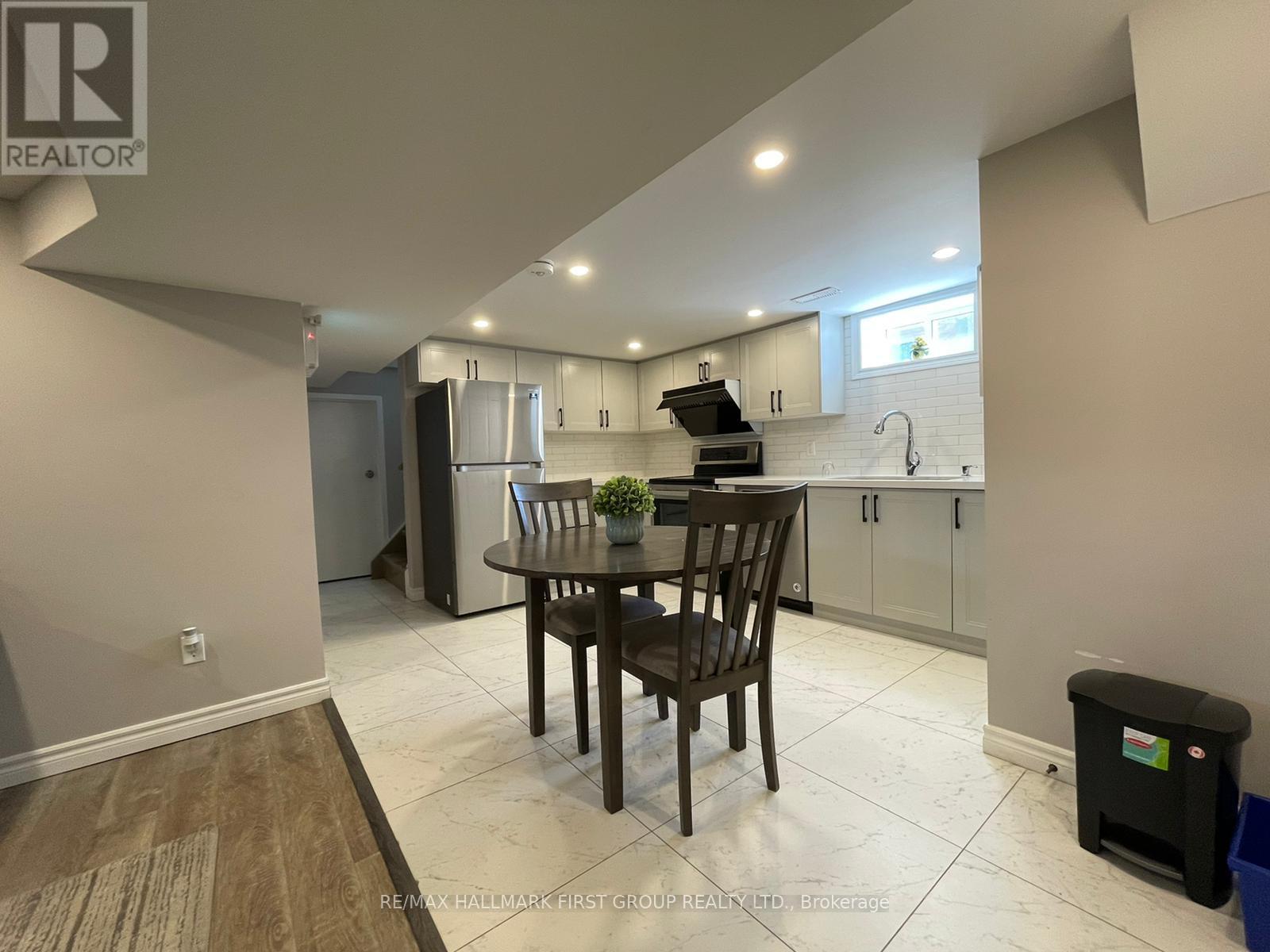 LOWER - 1176 MILBURN STREET, peterborough (northcrest ward 5), Ontario