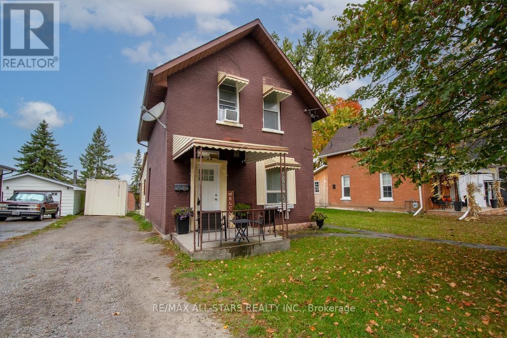 48 ELGIN STREET, kawartha lakes (lindsay), Ontario