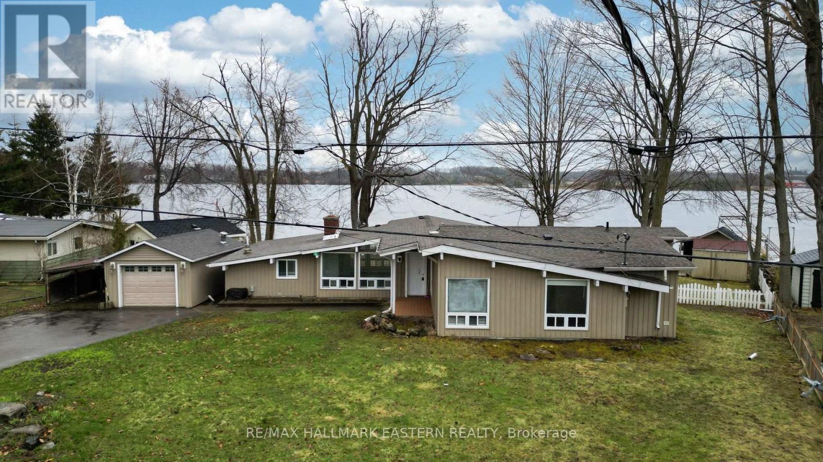 30 EDGEWATER DRIVE, selwyn, Ontario