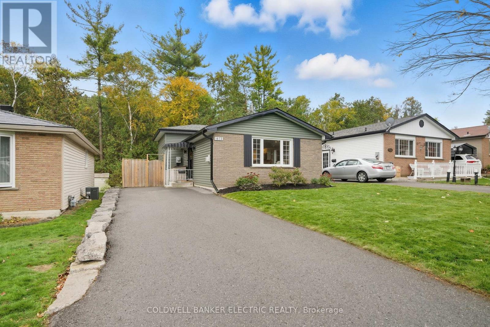 1673 REDWOOD DRIVE, peterborough (monaghan ward 2), Ontario
