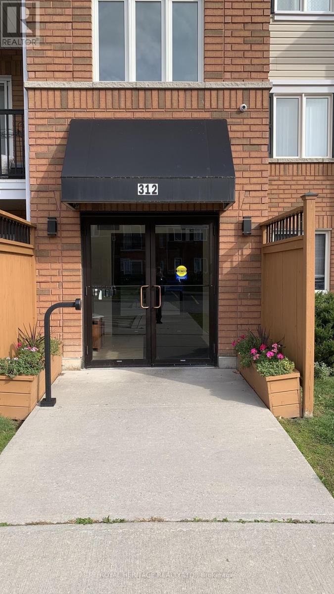 209 - 312 SPILLSBURY DRIVE N, peterborough (otonabee ward 1), Ontario