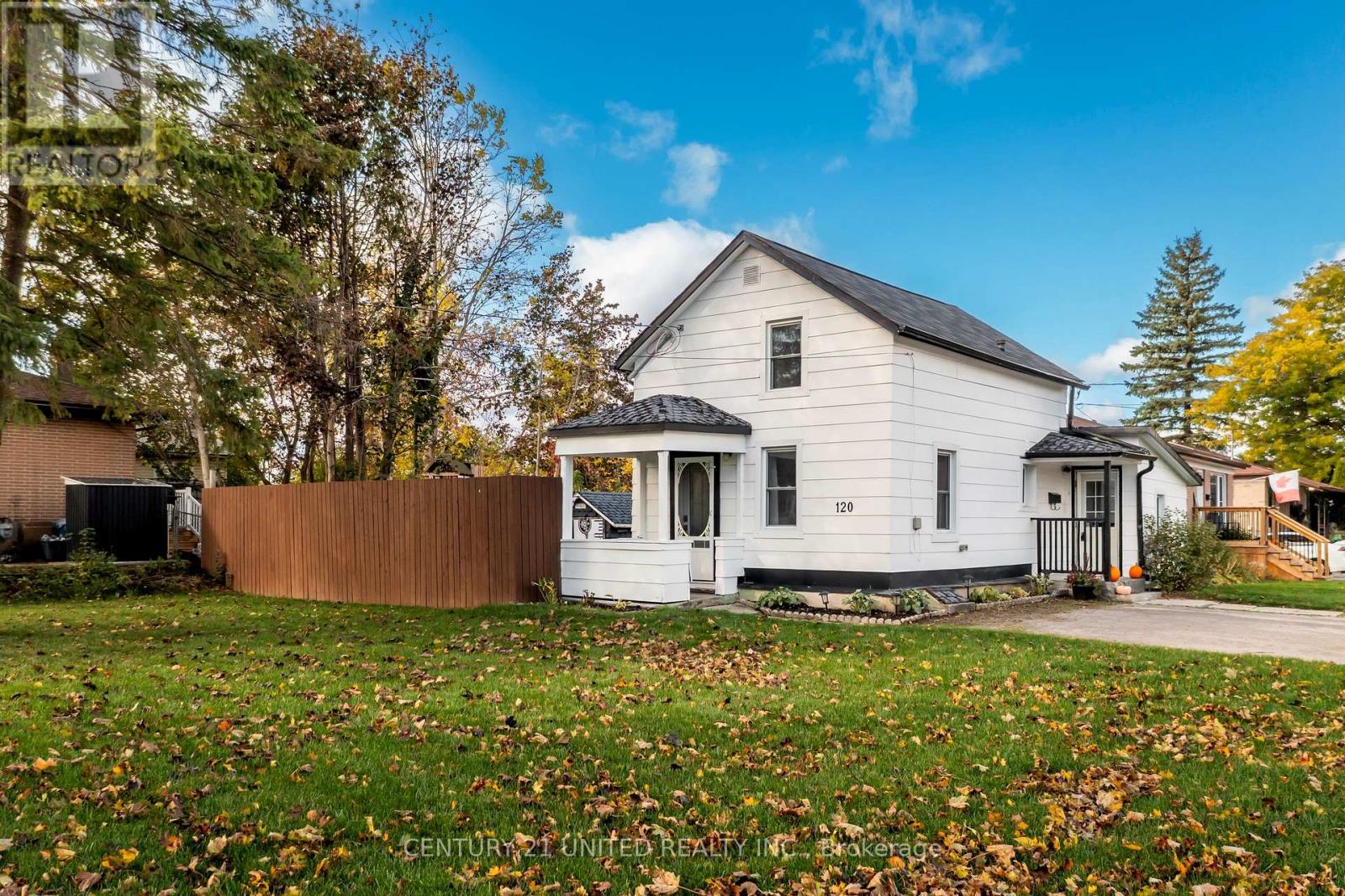 120 ELGIN STREET, kawartha lakes (lindsay), Ontario