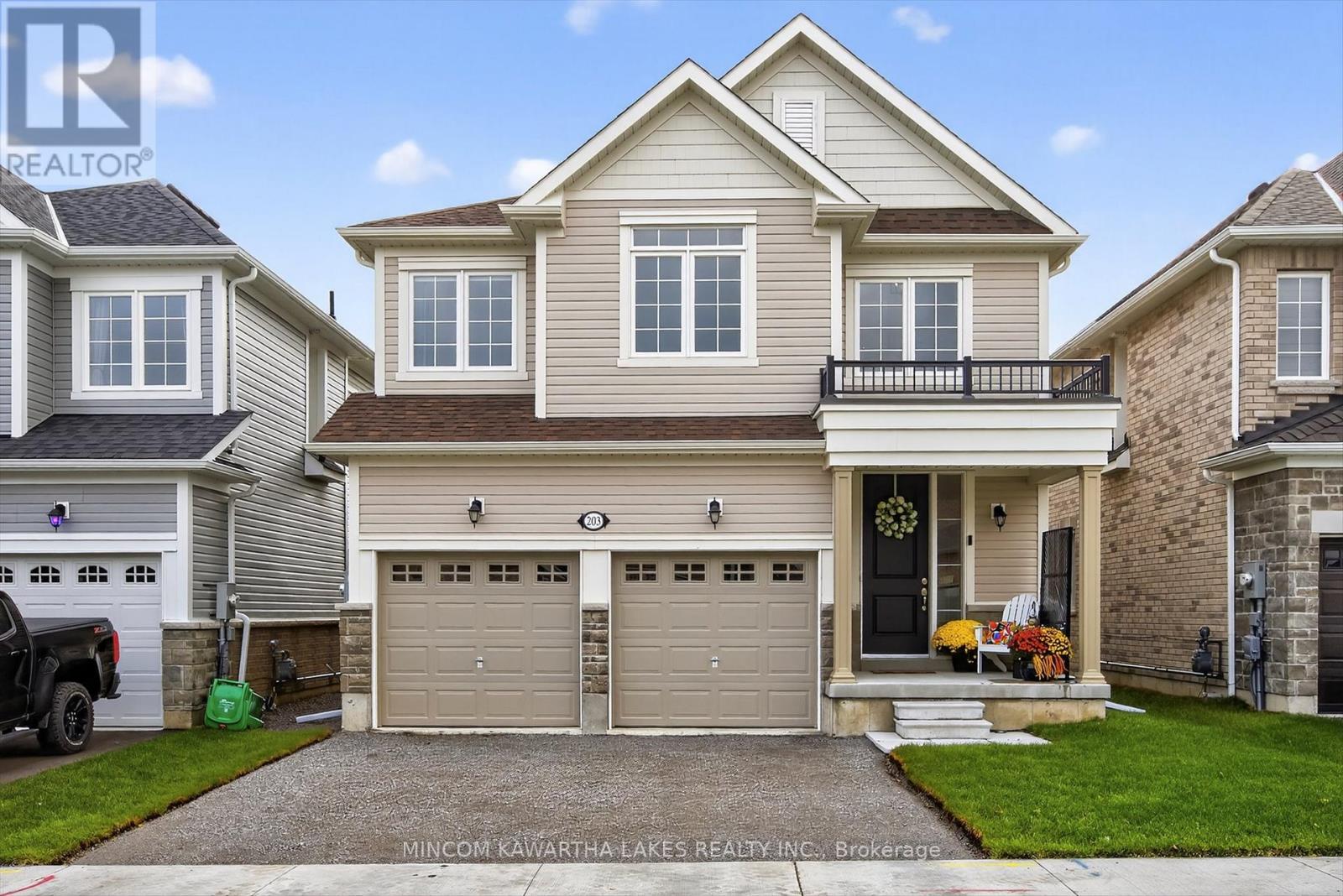 203 O'NEIL STREET, peterborough (monaghan ward 2), Ontario