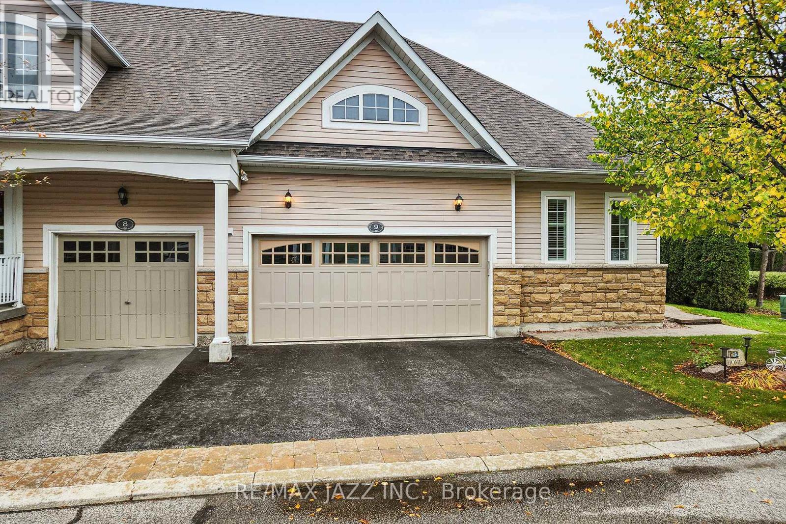 9 - 350 LAKEBREEZE DRIVE, clarington (newcastle), Ontario