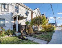 266 WOLFE STREET, peterborough (town ward 3), Ontario