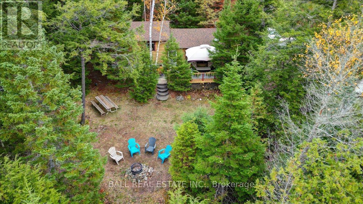 40 SOUTH JORDAN LAKE ROAD, tudor and cashel (tudor ward), Ontario