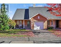 6 VILLAGE CRESCENT, peterborough (otonabee ward 1), Ontario