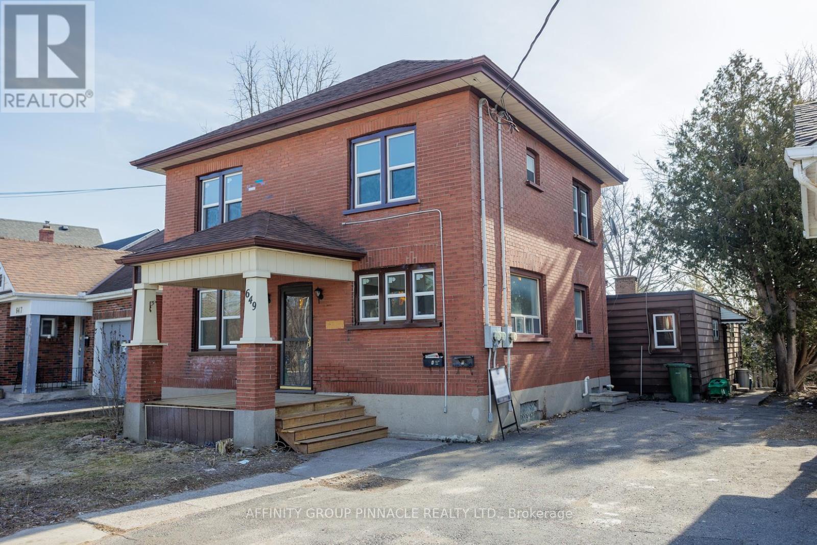 649 CHARLOTTE STREET, peterborough (town ward 3), Ontario
