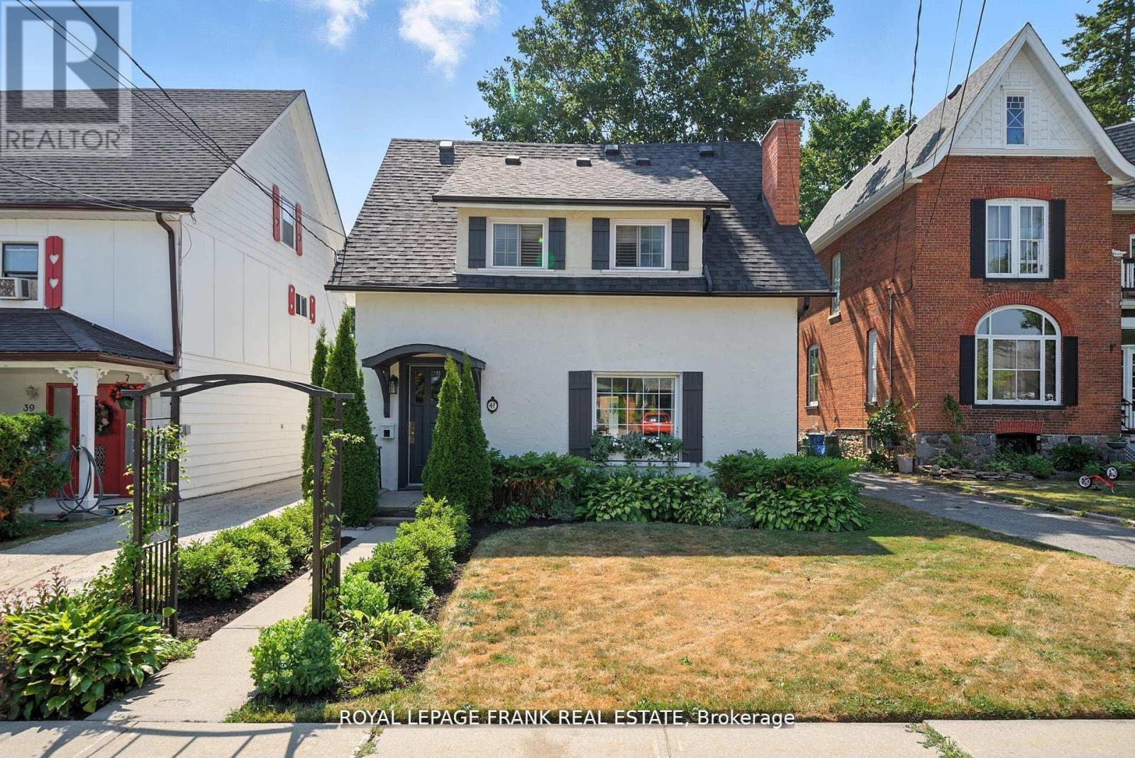 41 SUSSEX STREET N, kawartha lakes (lindsay), Ontario