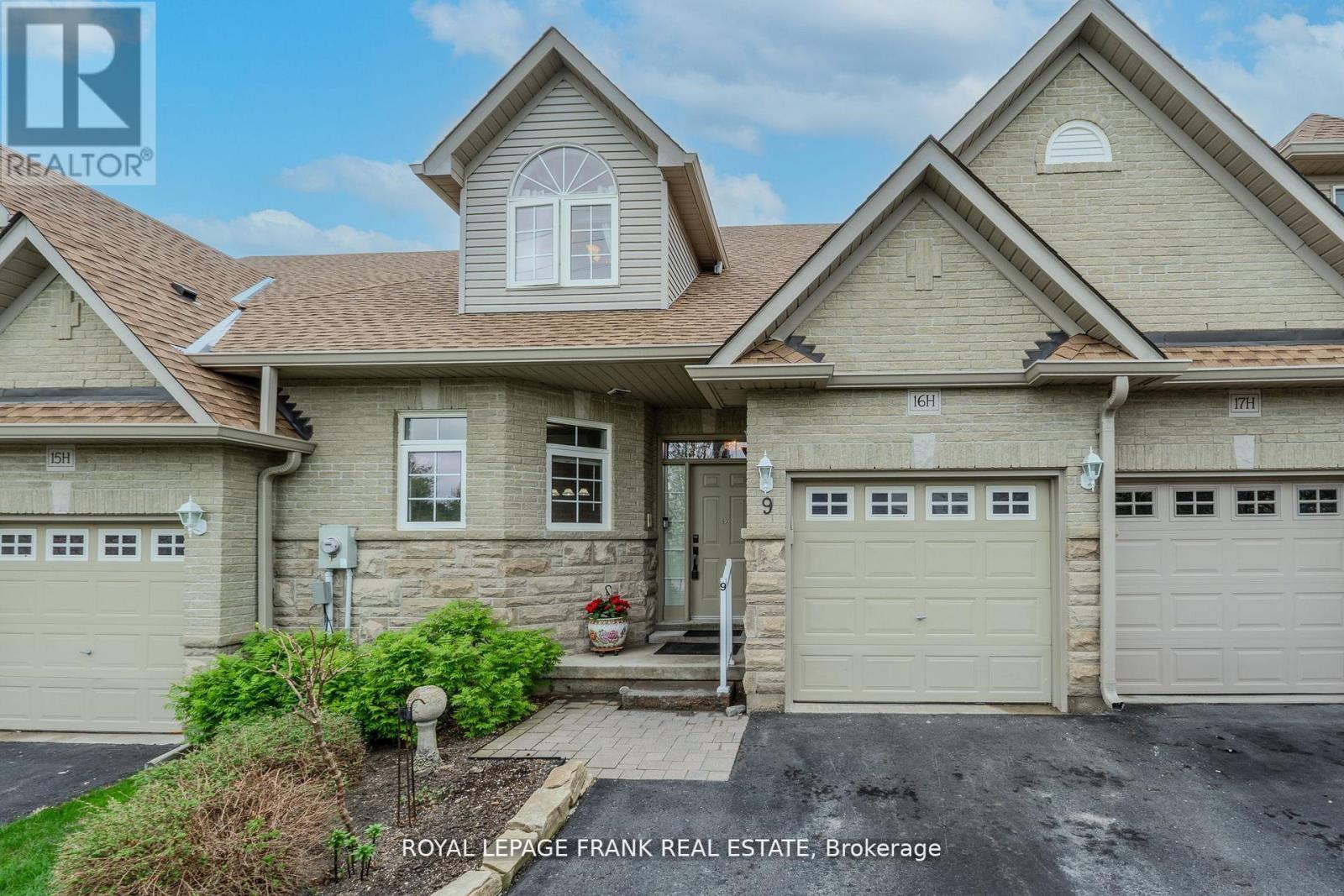 16 - 9 EGLINGTON STREET, kawartha lakes (lindsay), Ontario