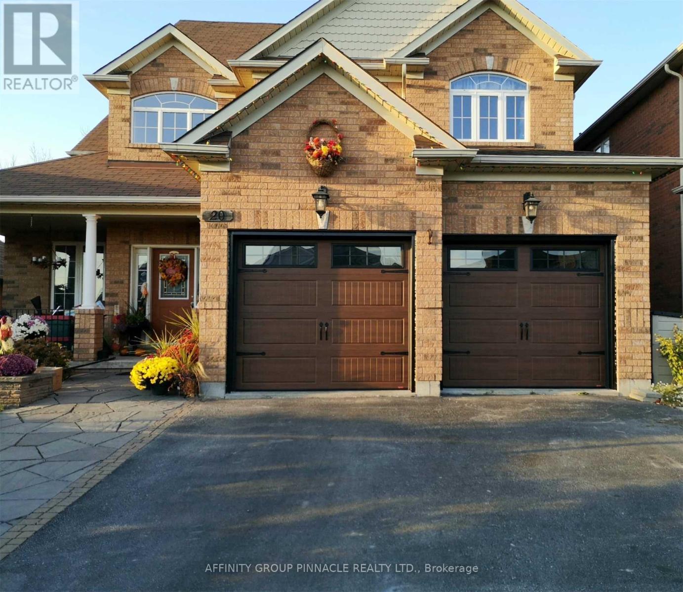 20 ELLIS CRESCENT, kawartha lakes (lindsay), Ontario