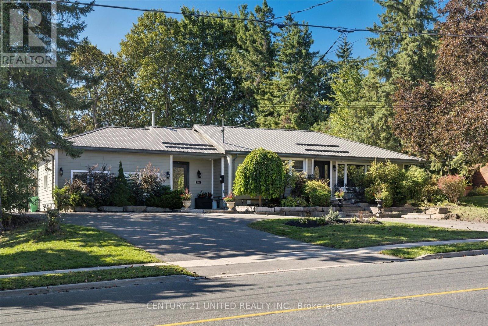 749 SPILLSBURY DRIVE, peterborough (otonabee ward 1), Ontario