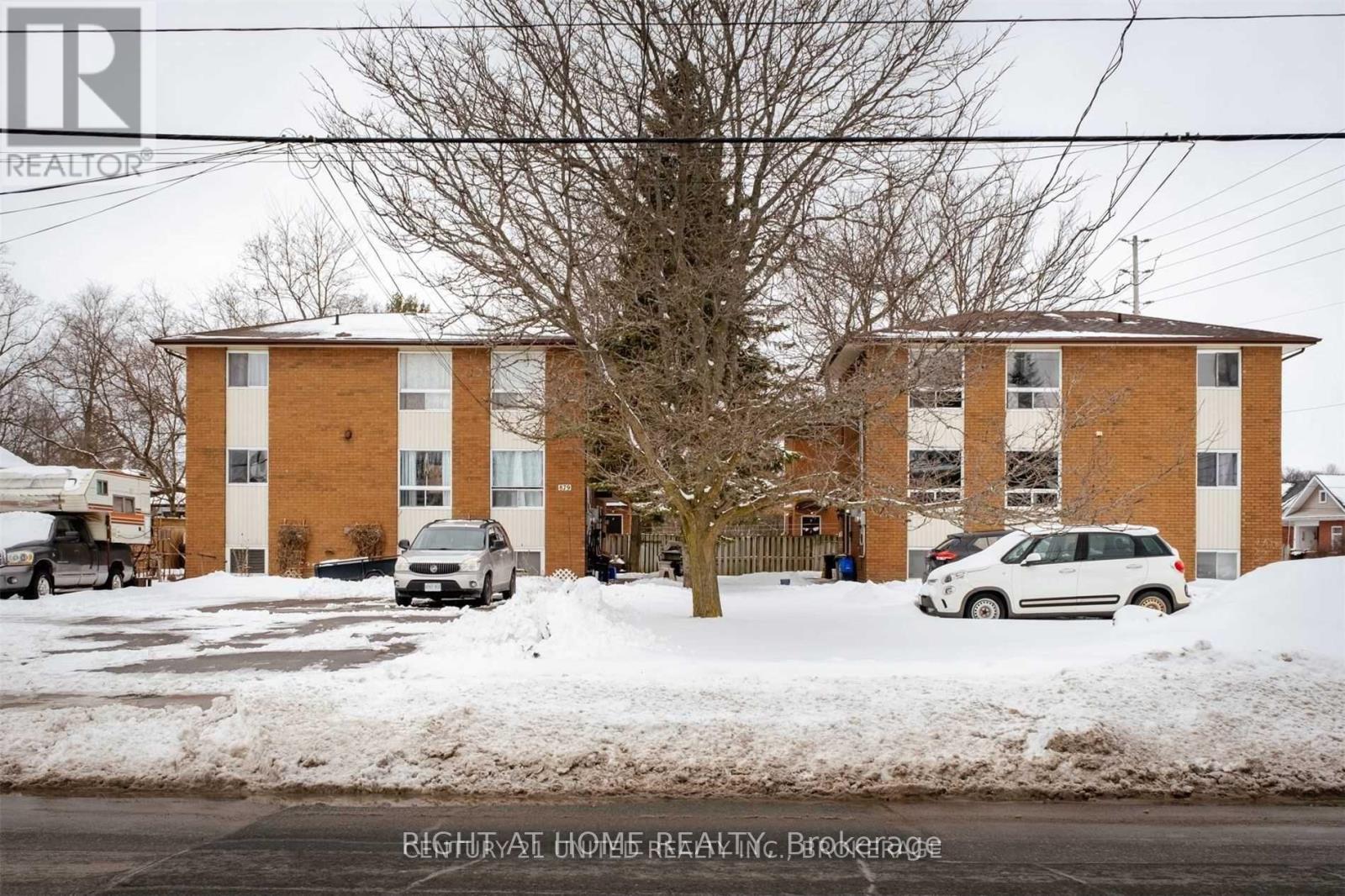 8 MOIR STREET W, peterborough (ashburnham ward 4), Ontario