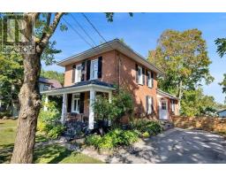18 NASSAU STREET, selwyn, Ontario