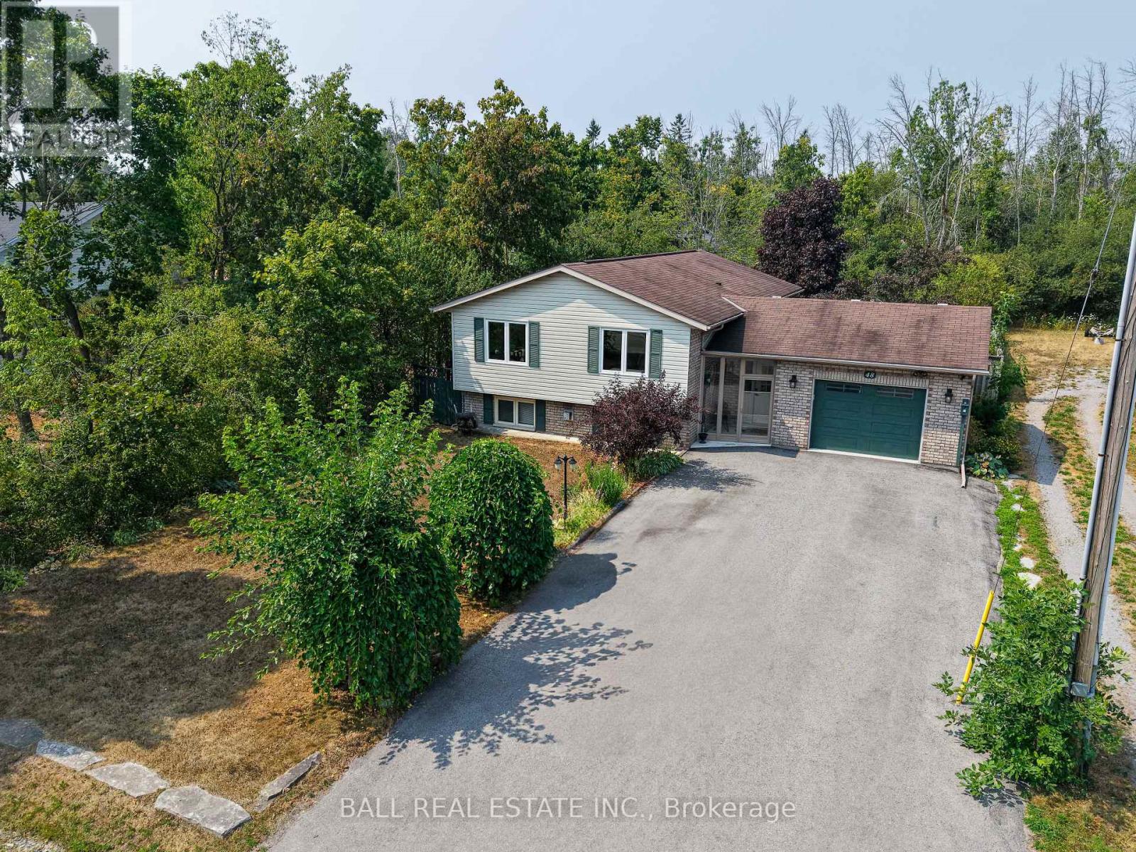 48 HEAD STREET, kawartha lakes (bobcaygeon), Ontario