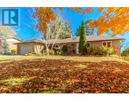 8 OAKWOOD CRESCENT, peterborough (monaghan ward 2), Ontario