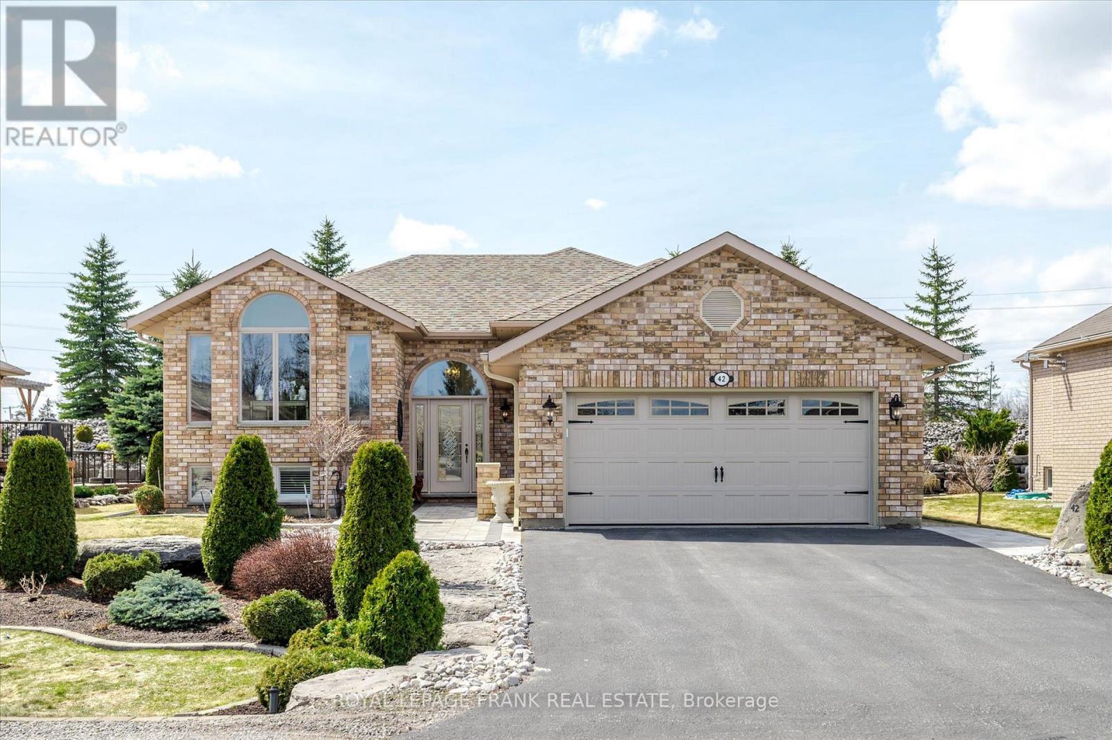 42 HUNTINGWOOD CRESCENT, kawartha lakes (bobcaygeon), Ontario