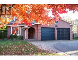 37 PARKWAY AVENUE, kawartha lakes (lindsay), Ontario