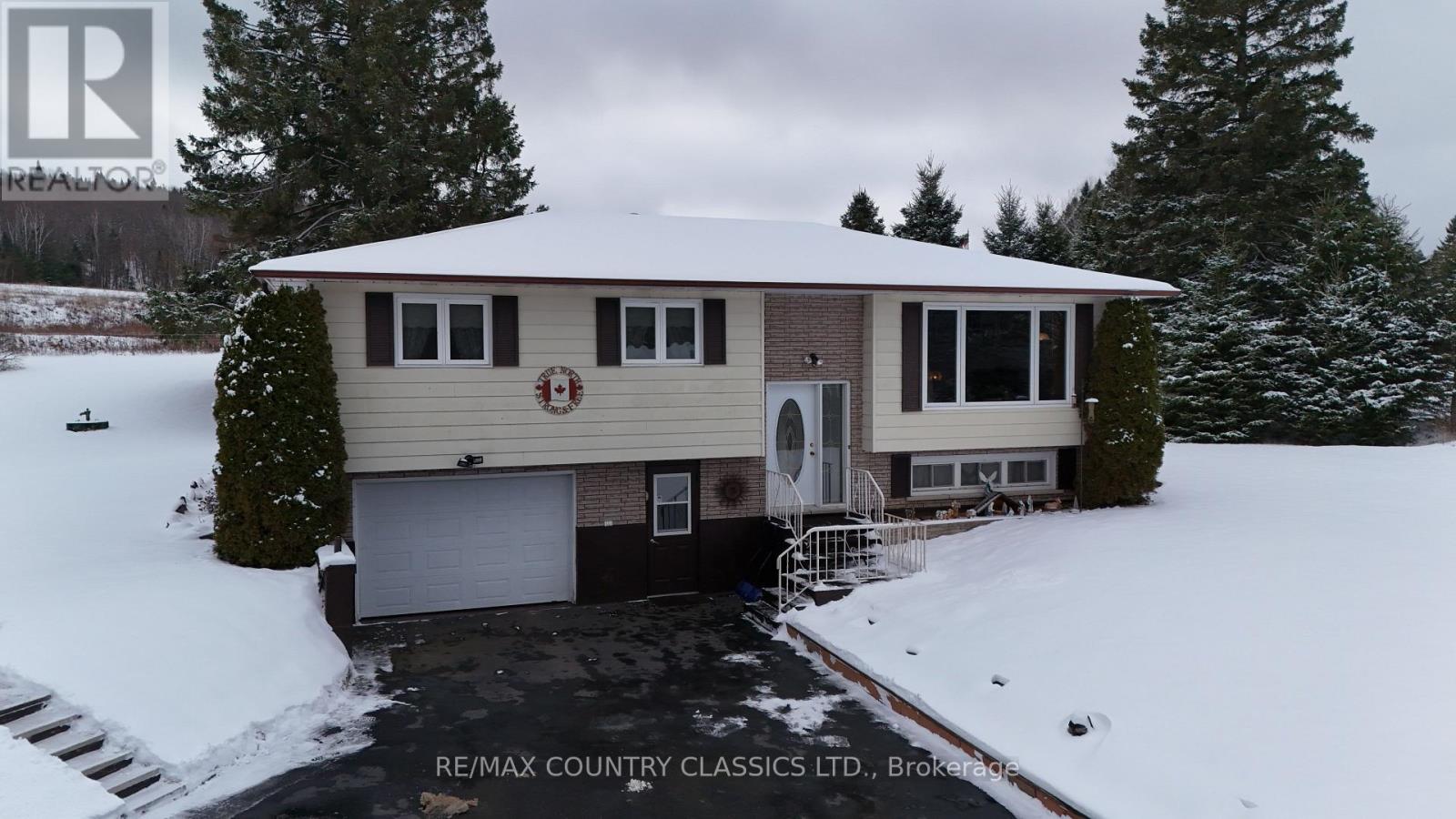 3559 SOUTH BAPTISTE LAKE ROAD, highlands east (cardiff ward), Ontario