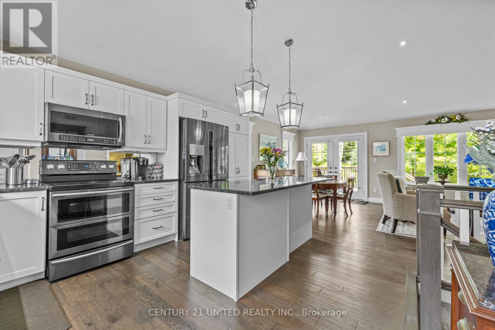 160 - 301 CARNEGIE AVENUE, peterborough (northcrest ward 5), Ontario