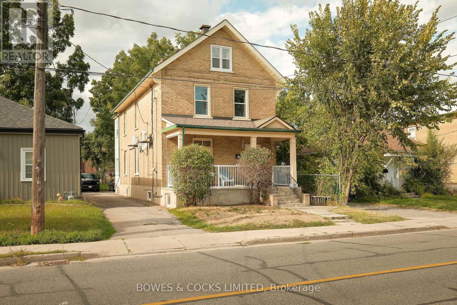 530 CHAMBERLAIN STREET, peterborough (town ward 3), Ontario